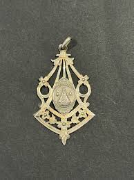 Antique religious medals "VIRGEN DE NURIA" (5,5 X 3 CM) | eBay