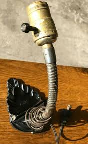 VINTAGE FLEXIBLE, BENDABLE IRON BASE DESK LAMP, LIGHT, Electric Log Co WORKS | eBay