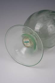 Vittorio Zecchin. Early 1930 glass vase relief green footed, 2x label by Pauly For Sale at 1stDibs