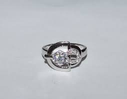 STERLING SILVER AND CLEAR CZ KEY HOLE RING SIZE 7 | eBay