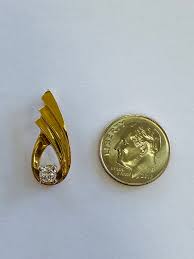 14K Yellow Gold and .23 Carat Diamond Pendant *VINTAGE* - Etsy