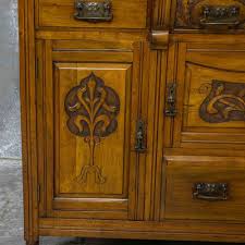 Victorian Walnut Sideboard for sale at Pamono