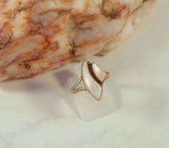 Sterling Silver Mother of Pearl Ring Made by Teme' Size 6 1 ...