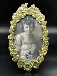 Vintage Floral Brass Oval Picture Frame - 1970s Ornate ...