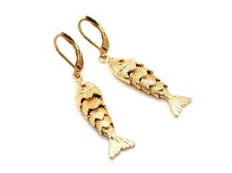 Gold Articulated Fish Earrings – Middlemarch