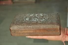 Vintage Engraved/Embossed Wooden Handcrafted Fine Jewellery Box, Collectible | eBay