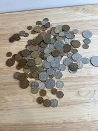 Mixed Lot of Assorted Foreign Coins From Around the World!-R45-240 | eBay