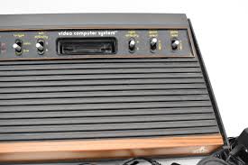 Lot - ATARI CX-2600 Gaming Console