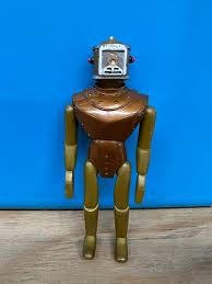 Metal dragon figure from Warhammer Fantasy