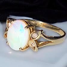 GORGEOUS Vintage 14K Yellow Gold Oval Fiery Opal and Diamond ...