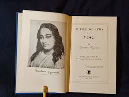 Autobiography of a Yogi by Paramhansa Yogananda. First printing w – formerly Shakespeare and Company Books, now VIcarious Experience