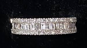 10kwg band with diamonds – Carl's Pawn Shop