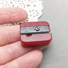 Red Bakelite Pencil Sharpener Hand Held Vintage 1 1/8"x3/4" | eBay