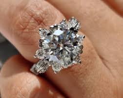 Round Cut Vintage Style Art Deco Moissanite Engagement Ring ...