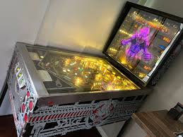 1980 Ballys Space Invaders Pinball Machine. for Sale in Palm ...