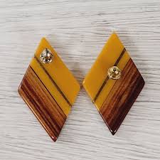 VINTAGE BAKELITE EARRINGS DIAMOND WOOD LAMINATED COSTUME JEWELRY RETRO | eBay