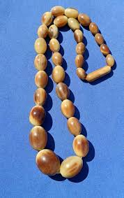 Scottish Bovine Stag Carved Horn Graduated Bead Necklace ...