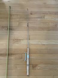 Vintage Ice Fishing Pole w/ Turned Wood Handle - Line ...