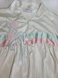 Vtg Vanity Fair Ivory Pink Front Button Long Sleeve ...