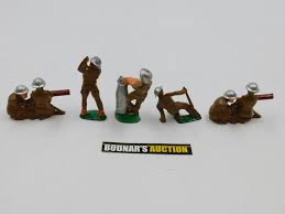 Sold at Auction: Lot of 5 Vintage Metal Toy Soldiers