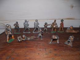 23 Vintage Metal toy soldiers and cart & Trico Composite ...