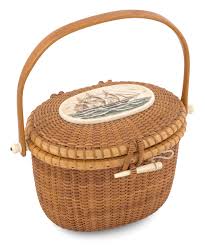Lot - BILL AND JUDY SAYLE NANTUCKET BASKET PURSE Nantucket ...