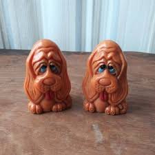 VINTAGE Ceramic Puppy Dog Salt & Pepper Shakers, Adorable Mid Century Puppy Love, Kitsch, Kitchen Decor, Unusual Gift, (pre-owned) - Etsy Canada