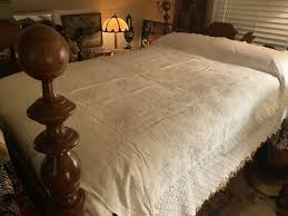 antique matelasse white cotton Counterpane textile coverlet ...