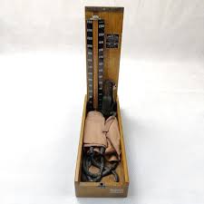 Antique Baumanometer Blood Pressure Machine Kit Bag Model ...