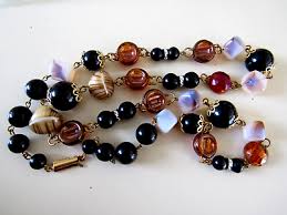 Vintage MCM Linked Lucite Bead Necklace-Gold Push In Clasp ...