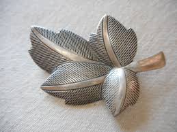 Vintage JewelArt Sterling Silver Textured Leaf Brooch RE2620 ...