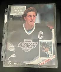Vintage WAYNE GRETZKY First Issue Beckett Card Price ...