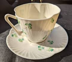 BELLEEK POTTERY (IRELAND) HARP SHAMROCK CUP & SAUCER SIXTH MARK GREEN 1965-1980 | eBay