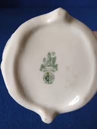 Belleek 3 1/2" Vase, Brown & Green Leaf on Cream. - Etsy Israel