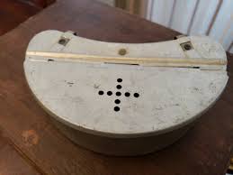 Vintage Hip Bait Box -Worm Bait Bix-Attaches To Belt | eBay