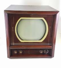 13" Philco TV 1940s Wood Art Deco Style - Hangar 19 Prop Rentals