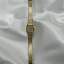 Classic Gold Seiko Square Dial Watch – TheTwinklingTrinket