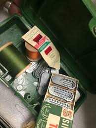 BEAUTIFUL VINTAGE SINGER ELECTRIC SEWING MACHINE 221-1 WITH CASE AND ACCESSORIES | eBay