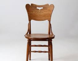 Vintage Oak Dining Chair • Scroll Cut • T Back Style • Victorian • Farmhouse • Hip Rests • Round Seat • Rustic (1 of 2 Sold Separately) - Etsy