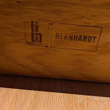 Vintage Bernhardt Oak Hutch Cabinet: Glass Display China ...