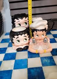 Betty Boop, Assorted Collectibles, Coin Bank, Salt&pepper ...