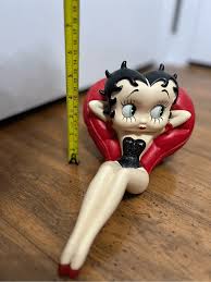 RARE Betty Boop Laying on a Heart Cushion KFS 2007 Figurine ...