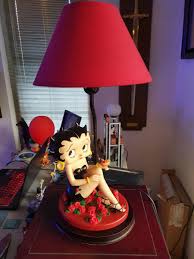 Extremely Rare! Betty Boop Sitting Sexy in Rose Garden Figurine Lamp Statue | eBay
