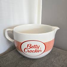 Betty Crocker | Kitchen | Betty Crocker 3qt Mixing ...