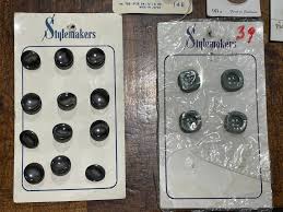 Vintage Buttons 1940's 1950's on Original Store Cards New ...