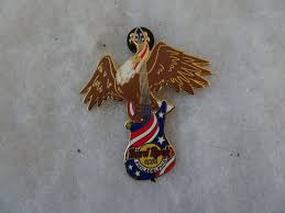 Hard Rock Cafe pin Philadelphia Spread Bald Eagle clasping a ...