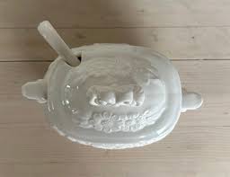 Vintage Small Ceramic Sauce Tureen With Ladle (small Chip on Ladle Handle) - Etsy