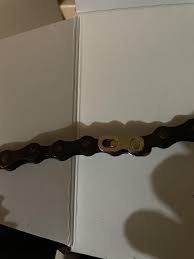 Quick link won't click in at all : r/bikewrench