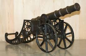 PAIR OF VICTORIAN STYLE VINTAGE CAST IRON DECORATIVE 153CM LONG GARDEN CANNONs For Sale at 1stDibs