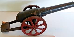 large vintage Big Bang field cannon 12FD missing firing pin ...